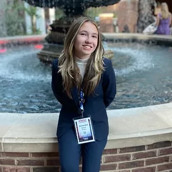 Fellowship Recipient Alexandra Nichol