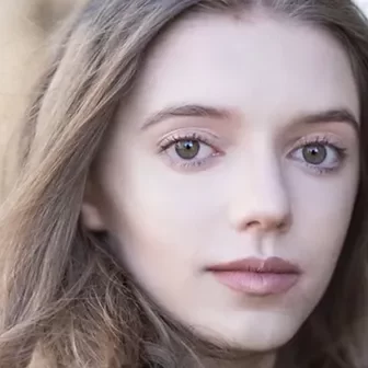 Fellowship Recipient Hannah Campbell