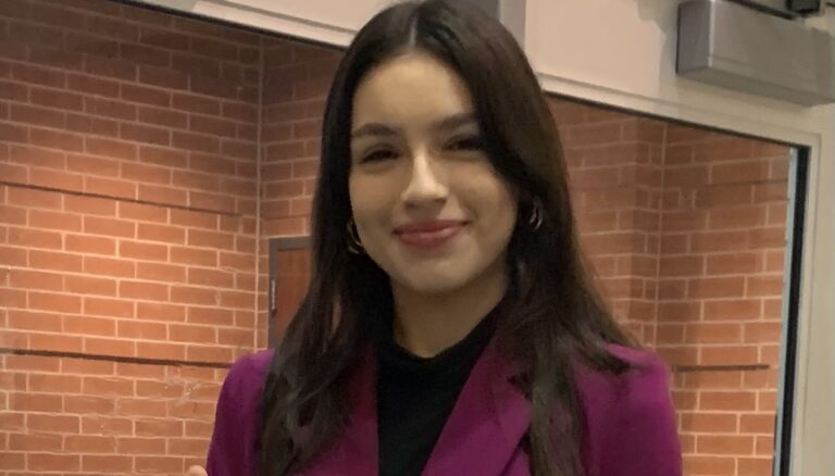 Image of Melanie Haro-Cortes