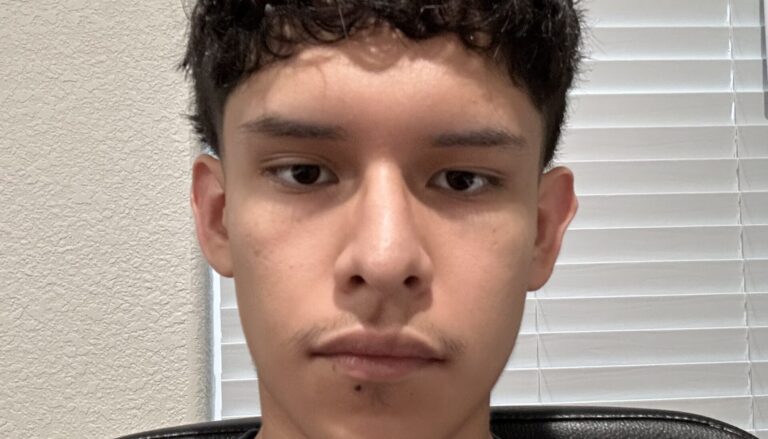 Photo of Adrian Sifuentes